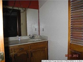 4th image of 37371 Southwood Village Ave