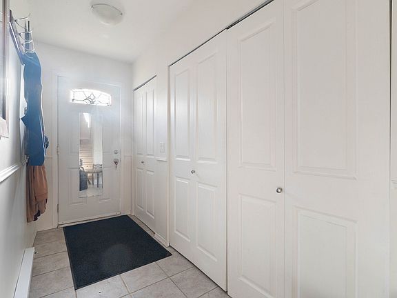 3rd image of 1985 Burtch Rd Unit 24