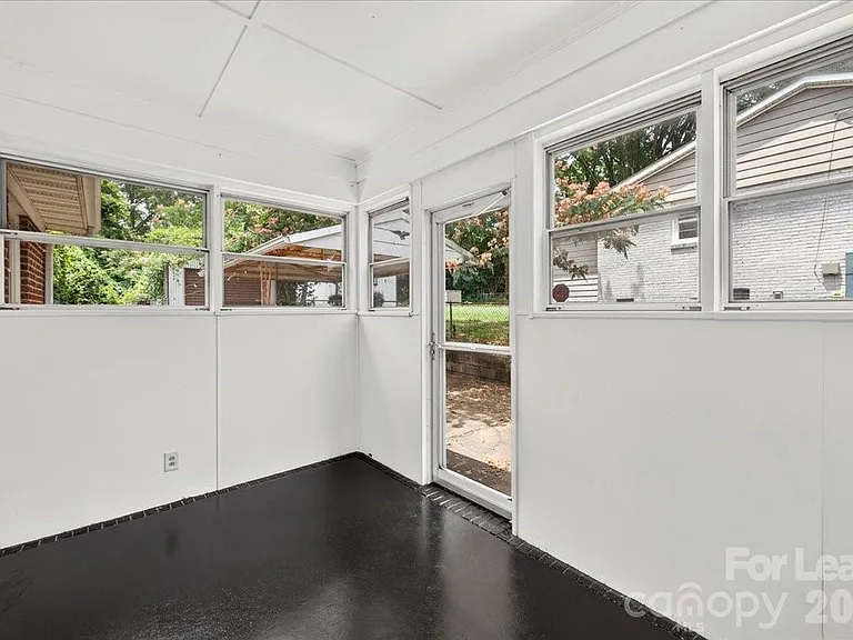 3237 Harrow Pl — Photo 34