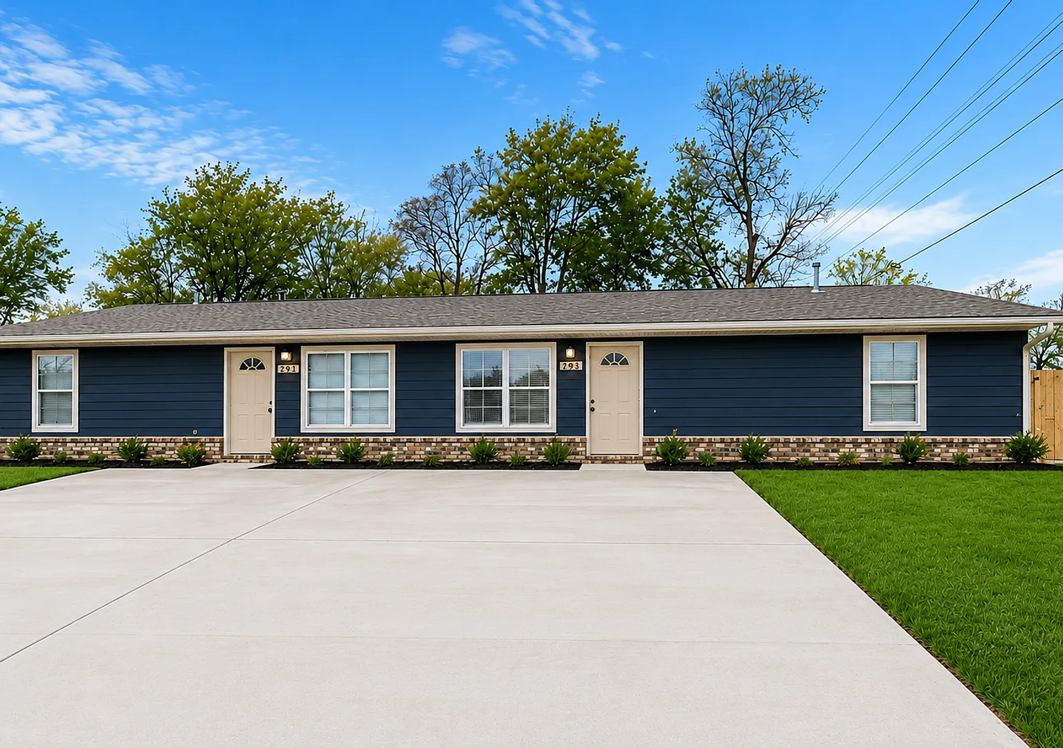806 N Brook Drive — Photo 1