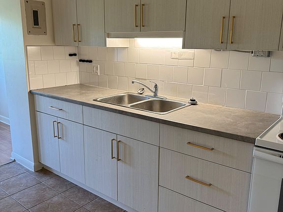 4th image of 6035 Murray St #39