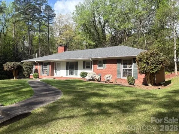 376 Sunnyside Dr SE, Concord, NC 28025