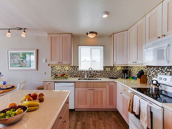 3rd image of 3468 Bayside Walk APT D
