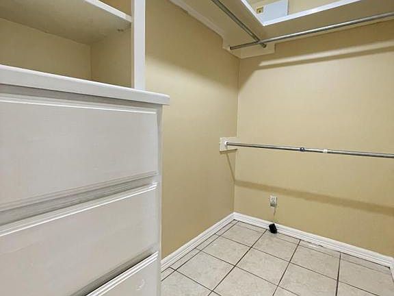 4th image of 3711 Joby St APT 4
