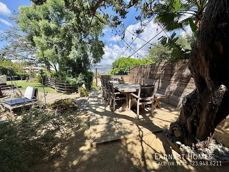 1410 Dartmouth Dr — Photo 3