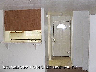 3rd image of 2130 SW Canyon Dr APT C