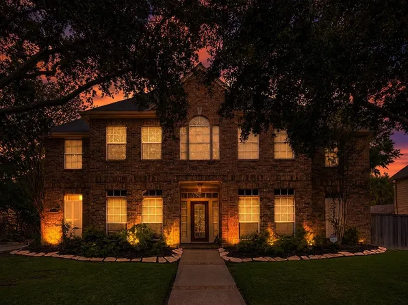 3119 Scenic Elm St, Houston, TX 77059