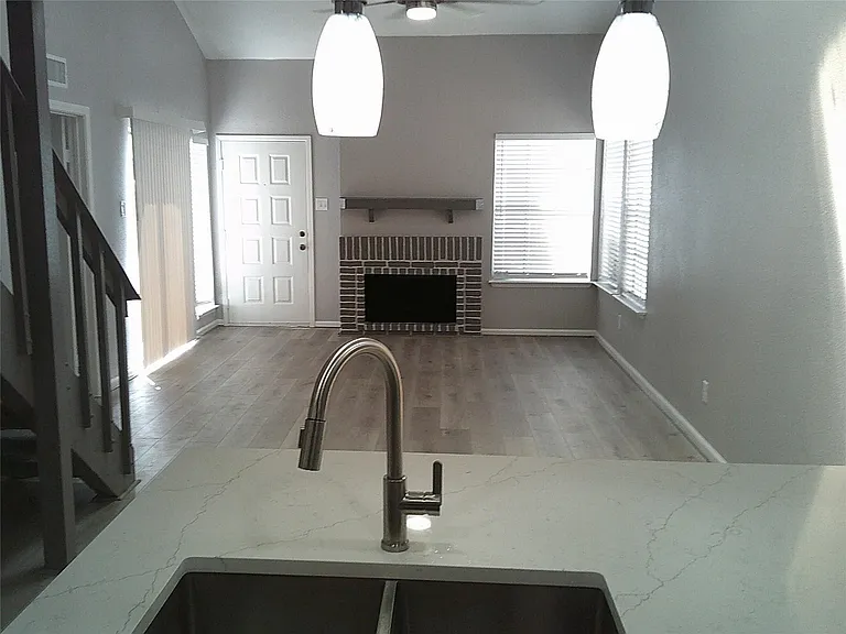 13427 Garden Grv #ST750 — Photo 20