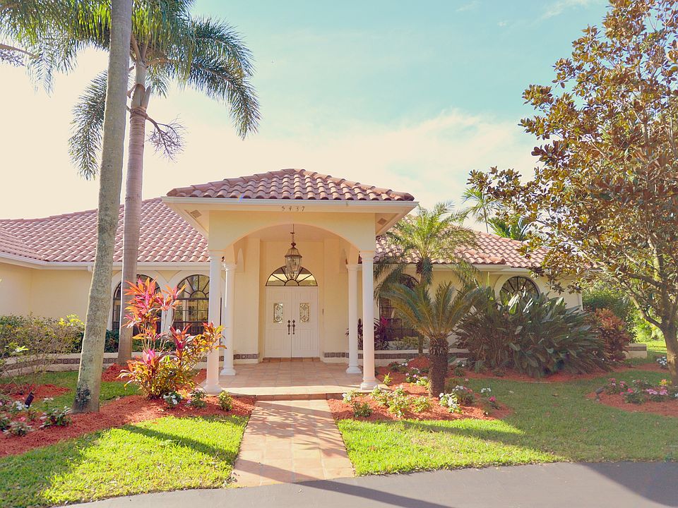 1st image of 5437 W Leitner Dr