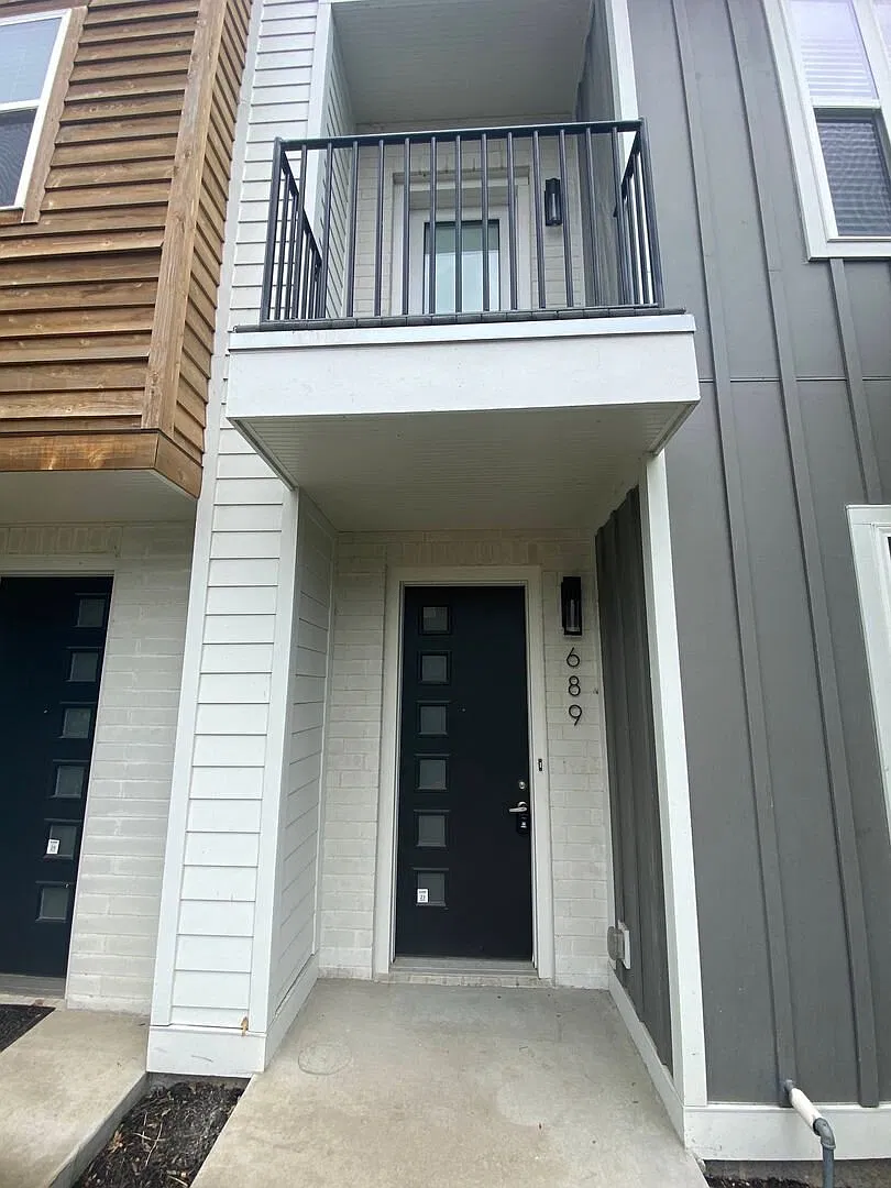 Amazing 3 Bedroom Townhome located in West Nashville — Photo 3