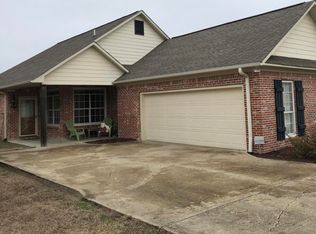 796 Muirfield Dr, Starkville, MS 39759