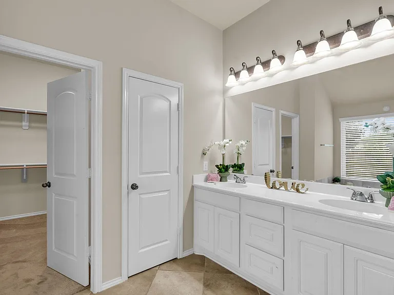 12938 Buchanan Oaks Ln — Photo 22