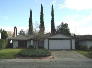 2763 Bradshaw Rd, Sacramento, CA 95827