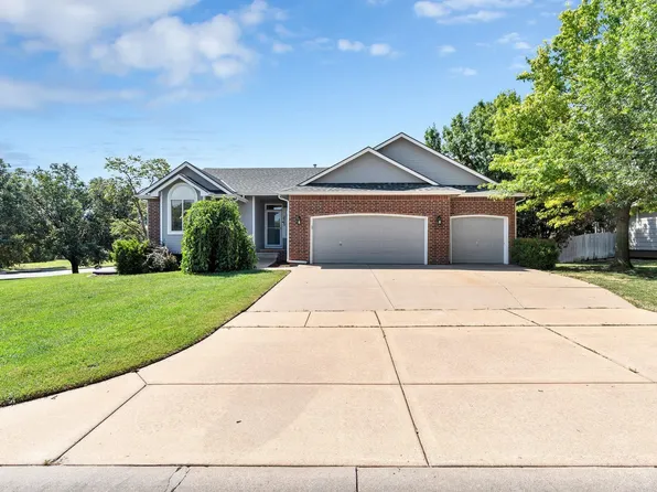 2303 N Regency Lakes Ct, Wichita, KS 67226