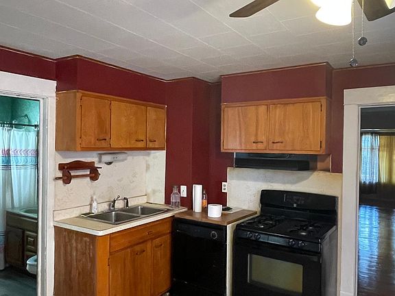 2nd image of 66 Erb St #1