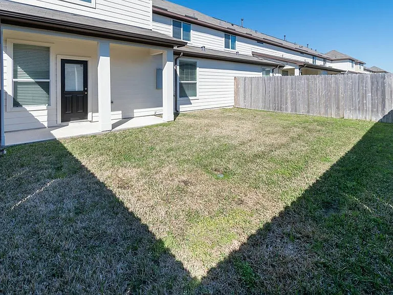 12246 Dona Ln — Photo 5