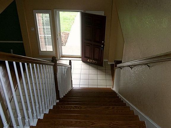 2nd image of 4220 Capstone Dr