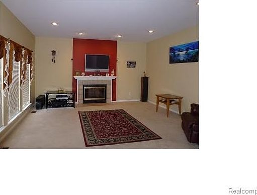 5th image of 1711 Dogwood Trl