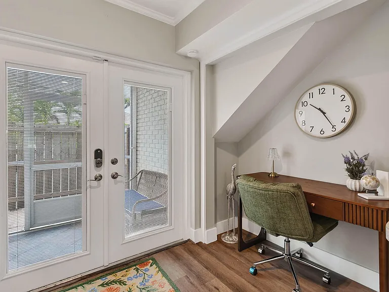 11521 Landing Pl #E1 — Photo 5