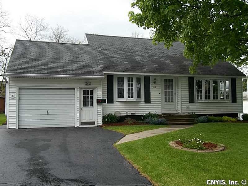 1st image of 115 Skyview Dr