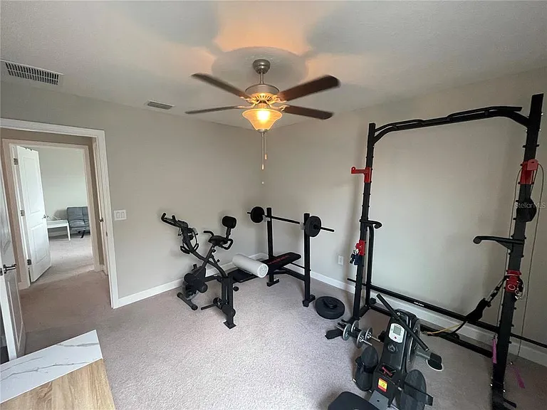 1596 Ludington Ave — Photo 42