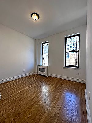 2nd image of 221 E 32nd St APT 14