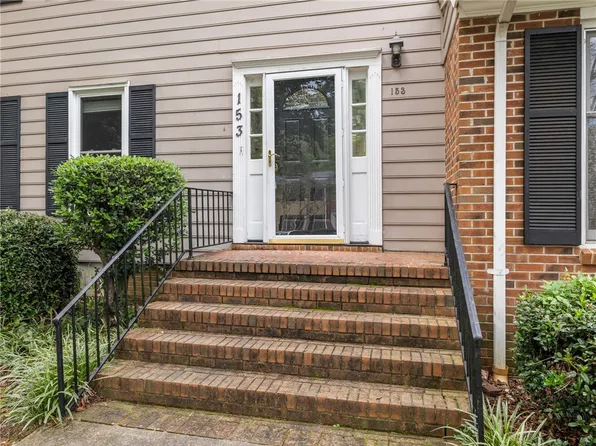 153 Highridge Dr, Spartanburg, SC 29307