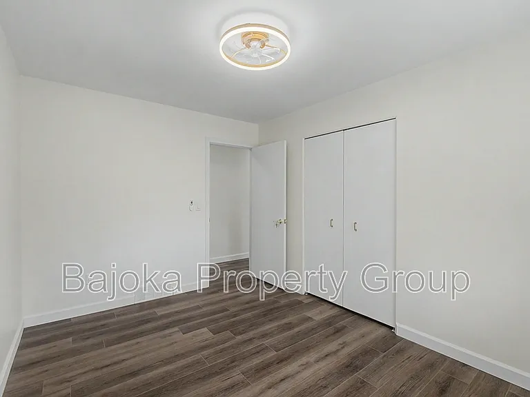 43018 Burlington Dr — Photo 8