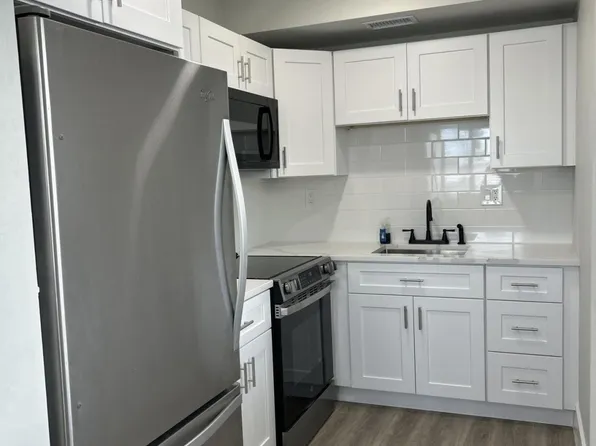 1980 Sunset Ave APT 12, Lake Worth, FL 33461
