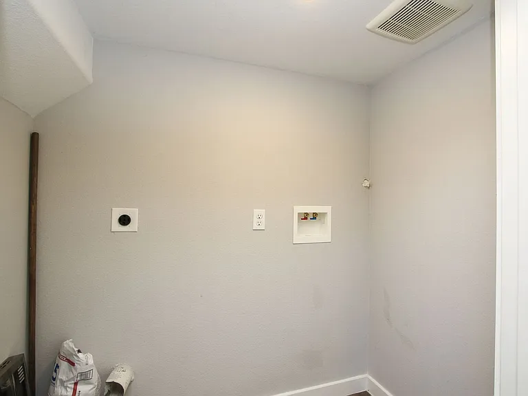 5709 Breland St #A — Photo 14