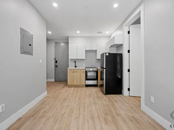 809 Midwood Street image 1 of 9