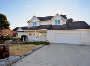 1077 Laurel Blvd, Lanoka Harbor, NJ 08734