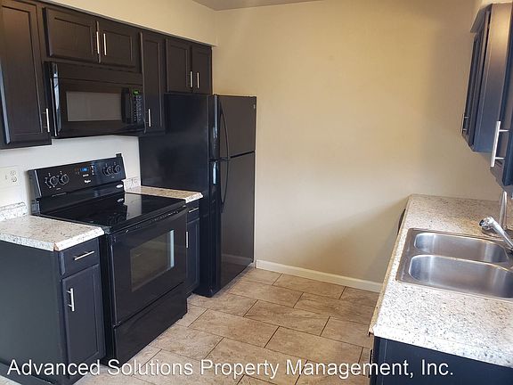 3rd image of 1835 Shasta St APT 3