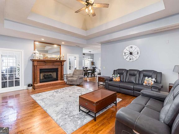 4th image of 239 Hugh Stowers Rd