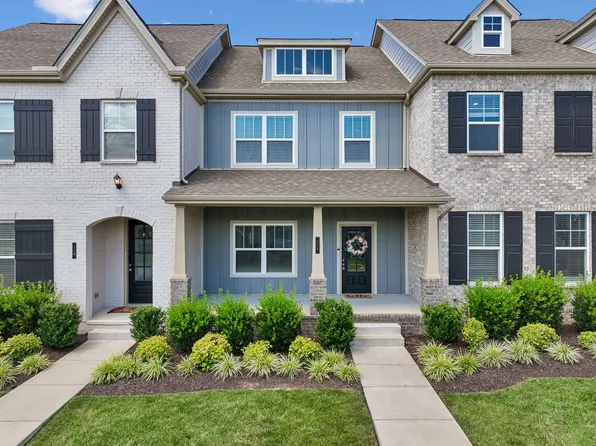 712 Hahn Ct, Lebanon, TN 37087