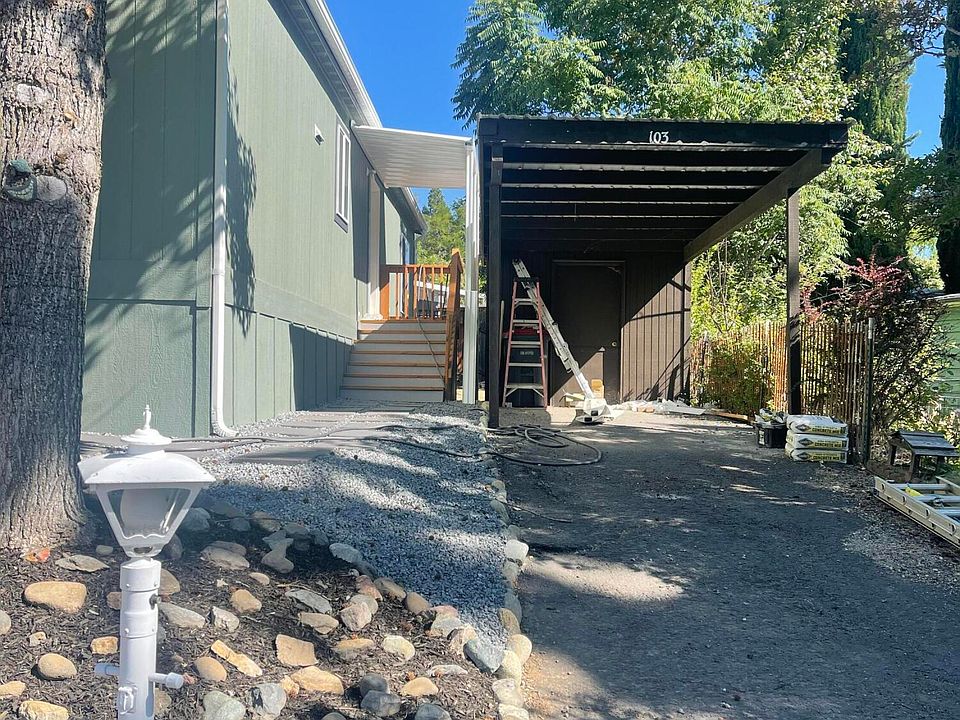 1055 N 5th St Jacksonville OR Zillow