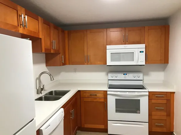 4384 NW 9th Ave, Pompano Beach, FL 33064