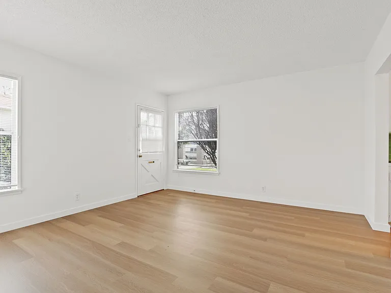 Washington Blvd. Marina Apartments - near Abbot Kinney! — Photo 13