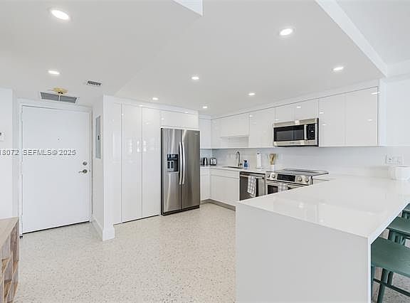 4th image of 1865 Brickell Bay Dr #A1911