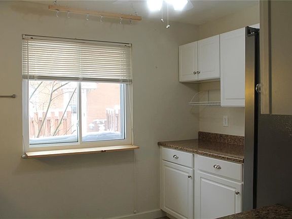 5th image of 2470 Warren Pkwy APT 8