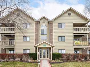 8820 Yardley Ct APT 205, Indianapolis, IN 46268