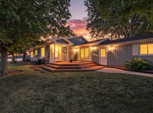 4021 River Rd, East China, MI 48054