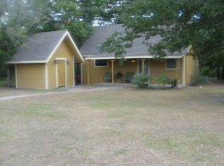 4915 S Oakland Ln, Bryan, TX 77808