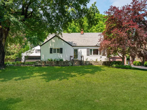 1660 Ridgeway Pl, Columbus, OH 43212