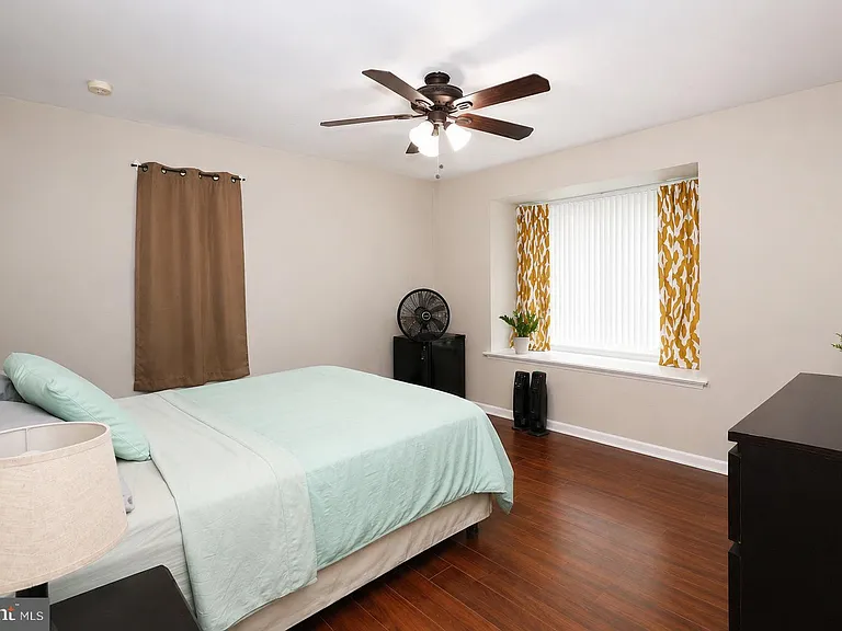 124 Hamlet Dr — Photo 11