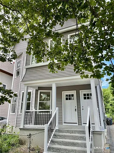 140 Foster St Photo 1