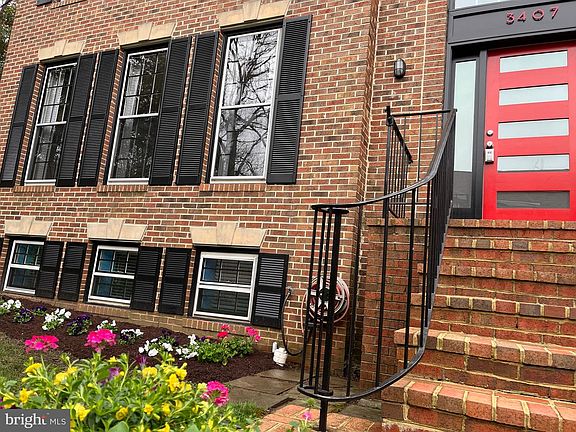 4th image of 3407 Holly St