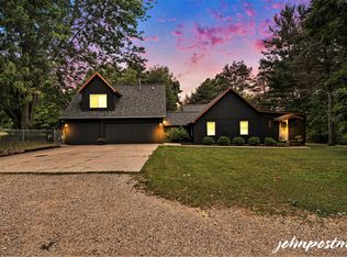 9937 N Division Ave, Sparta, MI 49345