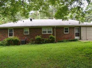 3282 Dodson Dr, East Pt, GA 30344
