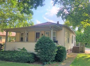 318 Vine St, West Chicago, IL 60185